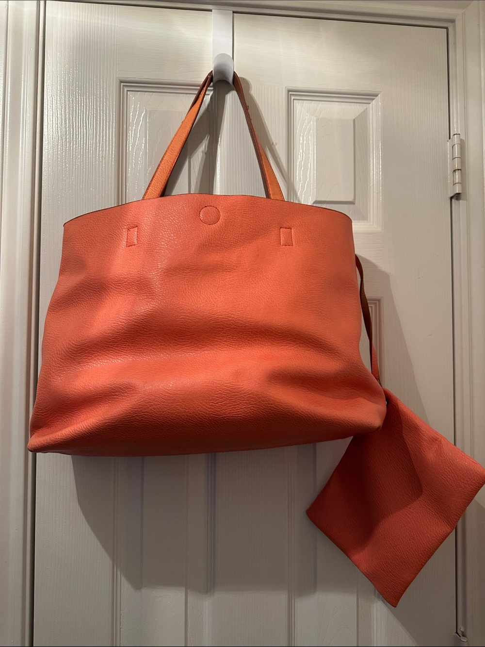 Bass Coral Orange Leather Tote with Matching Wristlet - Picture 5 of 11